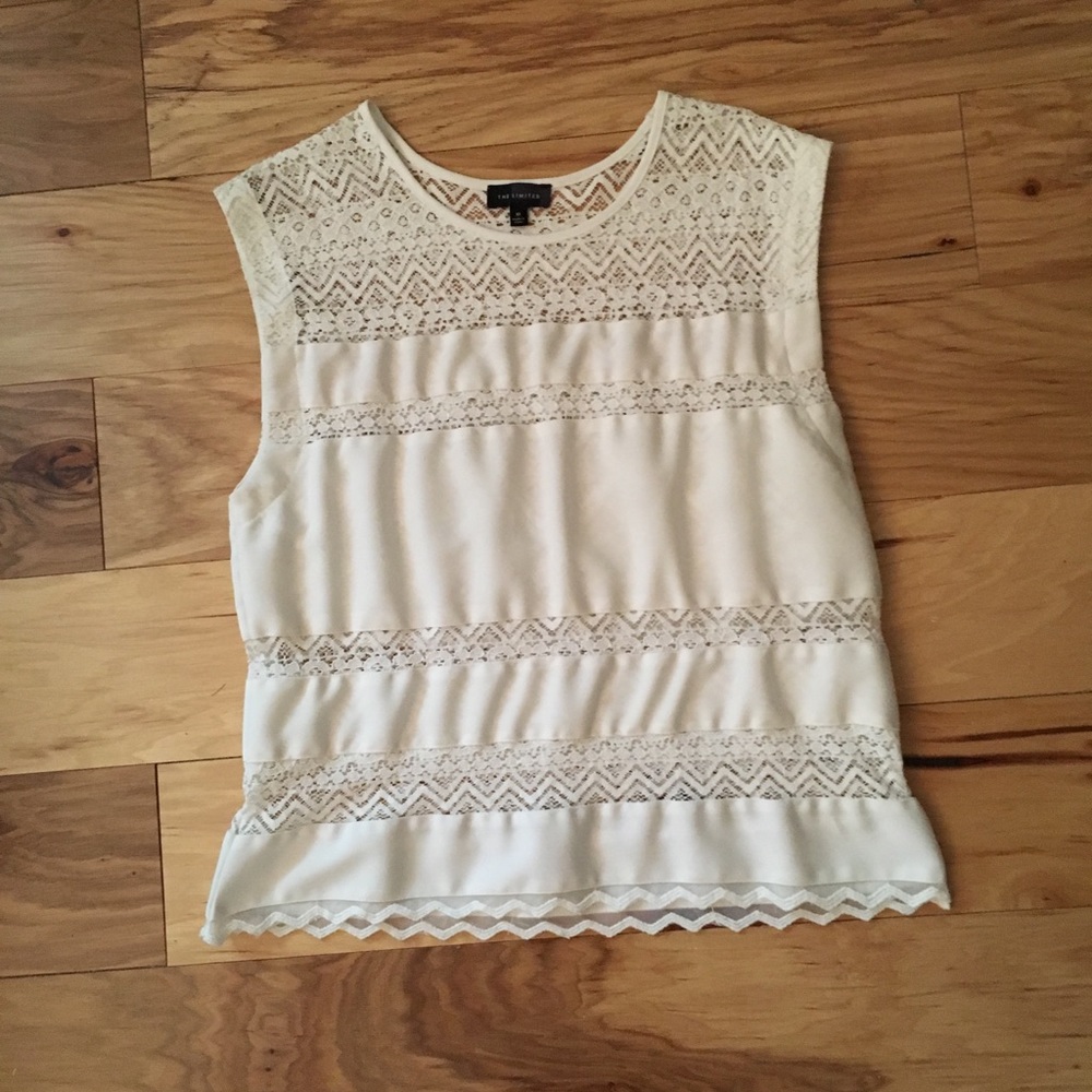 The Limited White Sleeveless Lace Top size medium